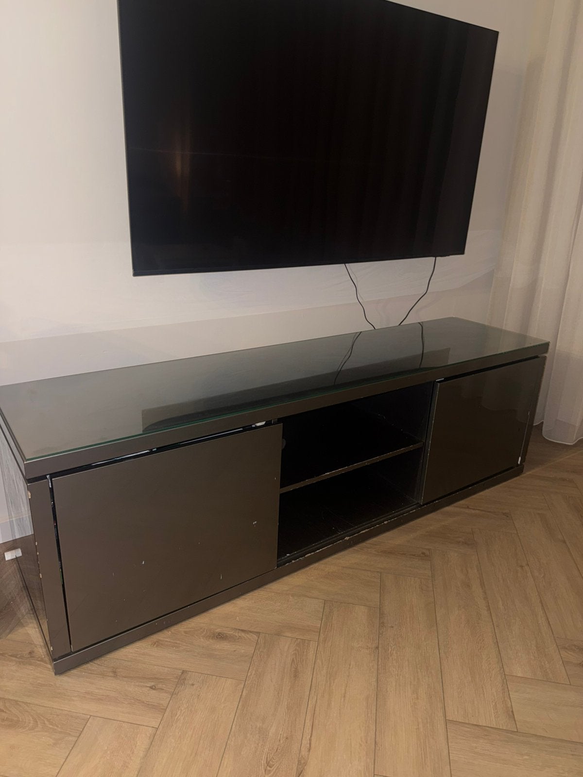 Eric kuster tv meubel met glasplaat Gratis!!, Huis en Inrichting, Ophalen, Gebruikt, 150 tot 200 cm, Minder dan 100 cm