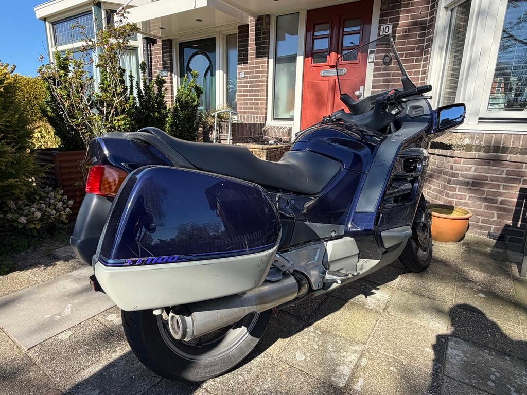 Honda Pan European ST1100 - Comfortabele Toermotor, Cardan-aandrijving, 4 cilinders, Motorrijbewijs A, Gebruikt