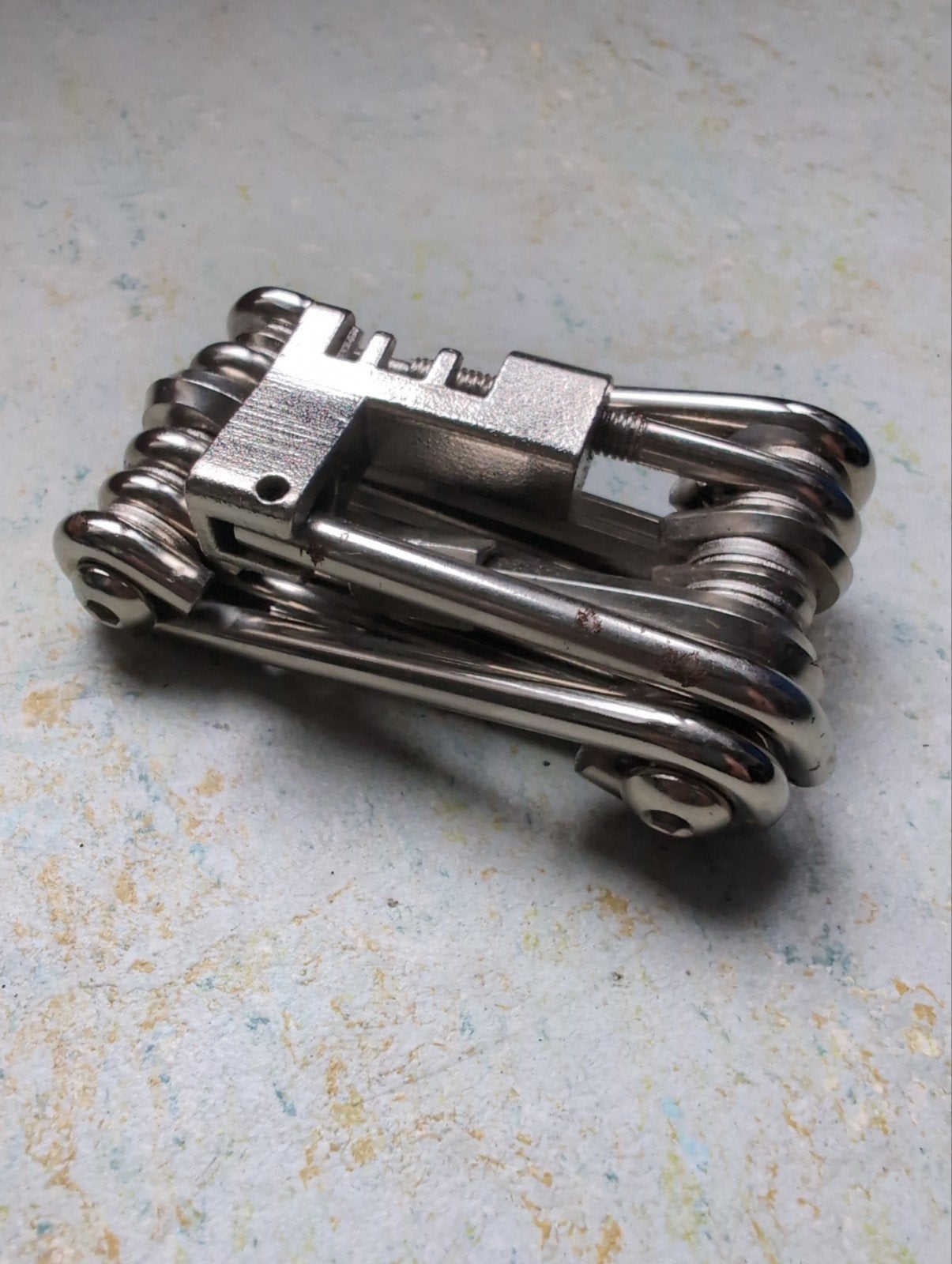 Compact multi-tool for cycle repair, Fietsen en Brommers, Ophalen of Verzenden, Zo goed als nieuw, Gereedschapsset
