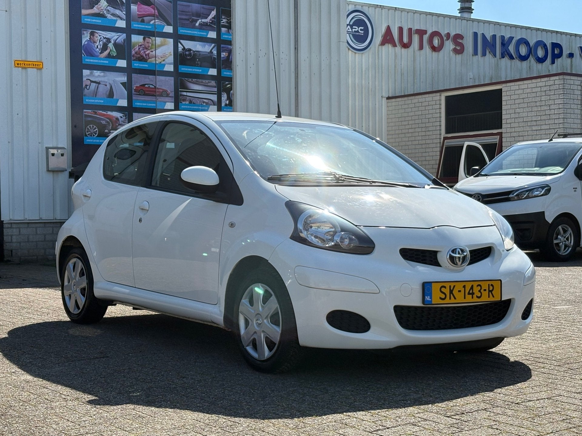 Toyota Aygo 1.0-12V Cool, Auto's, Voorwielaandrijving, Euro 5, Gebruikt, 4 stoelen