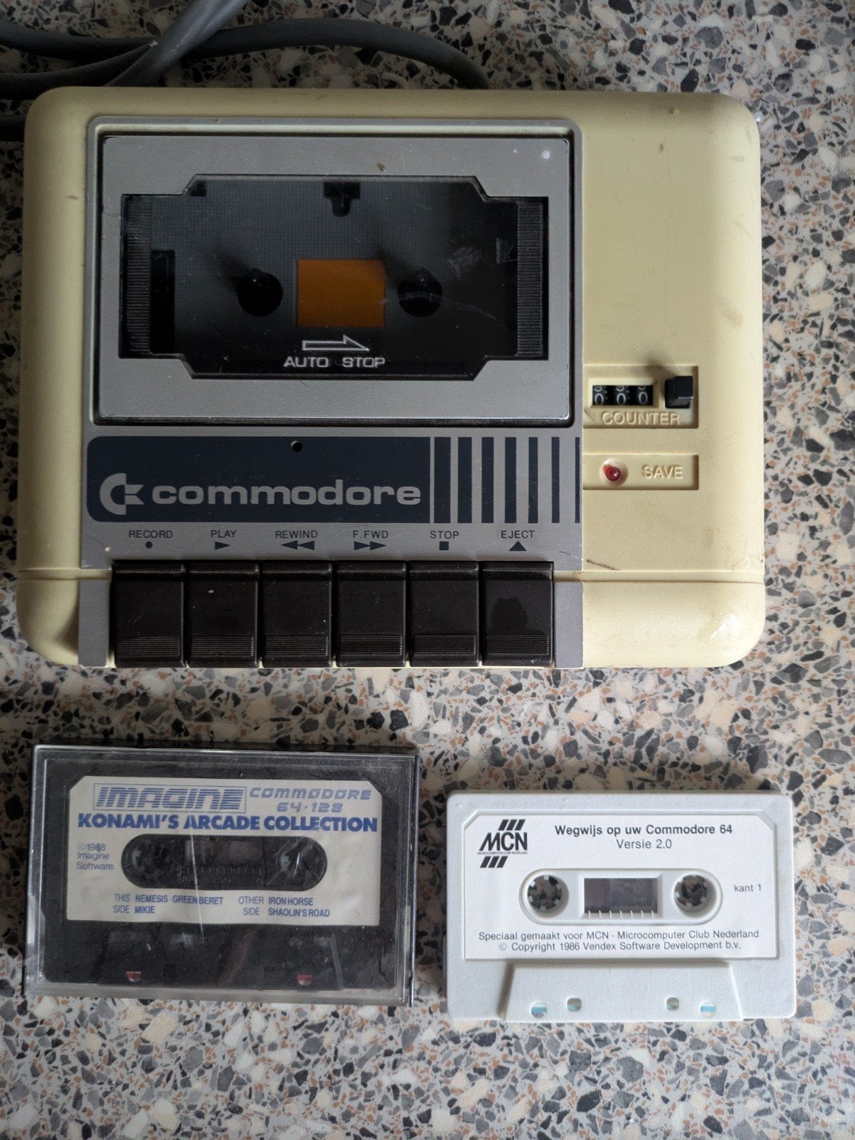 Commodore C2N Datasette met games en handleiding, Overige modellen, Ophalen of Verzenden, Zonder controller, Gebruikt