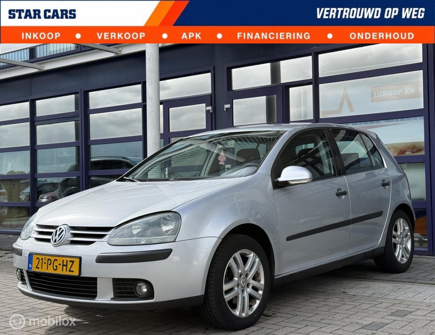 Volkswagen Golf 1.6FSI Comfortline|Airco| Cruise| Nieuwe APK, Auto's, Voorwielaandrijving, Automatische klimaatregeling, Gebruikt