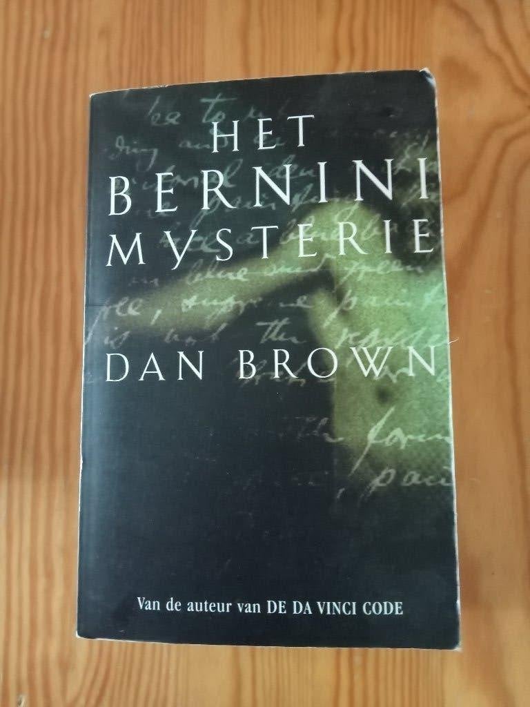 Het Bernini Mysterie - Dan Brown, Ophalen of Verzenden, Gelezen