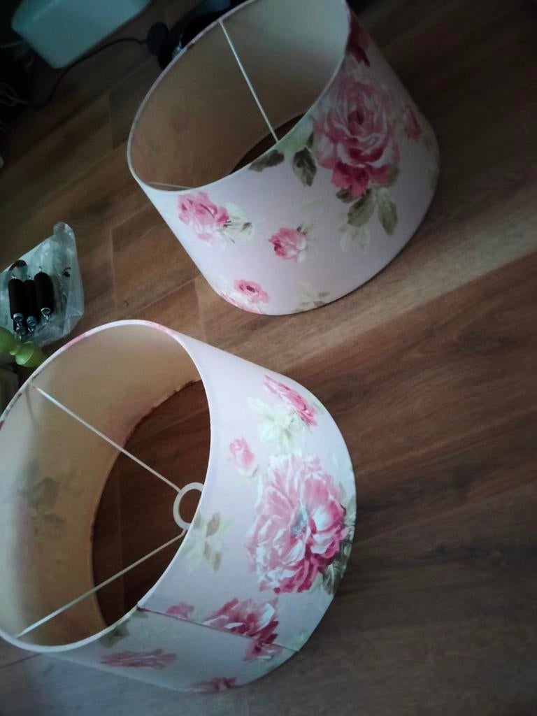 NIEUWE lampenkappen met rozen op linnen TEAB, Ophalen of Verzenden, Nieuw, Rond, Minder dan 25 cm