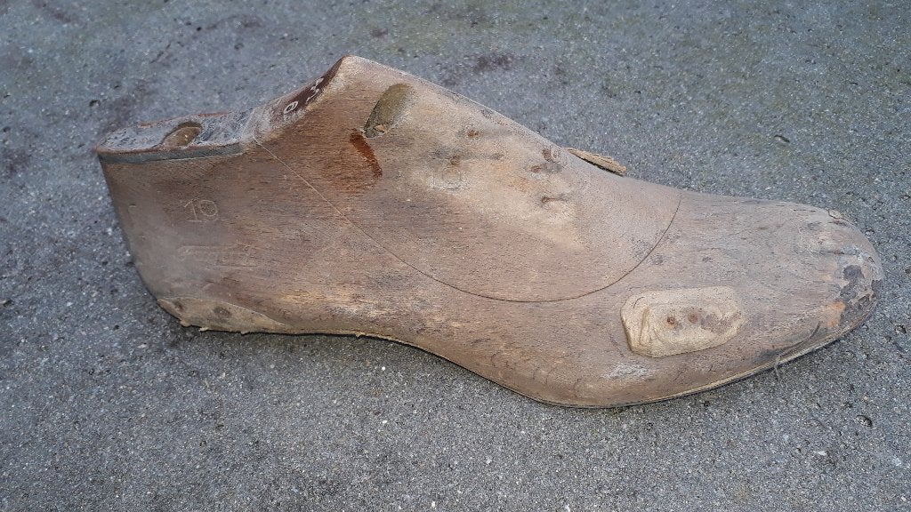 Oude schoenmal maat 41 6., Antiek en Kunst, Ophalen of Verzenden