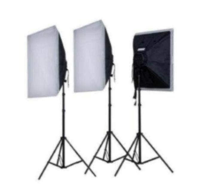Falcon Eyes Continu Lichtset LH-ESB5050K3 3x55W, Audio, Tv en Foto, Fotografie | Fotostudio en Toebehoren, Lamp of Flitsset, Opvouwbaar