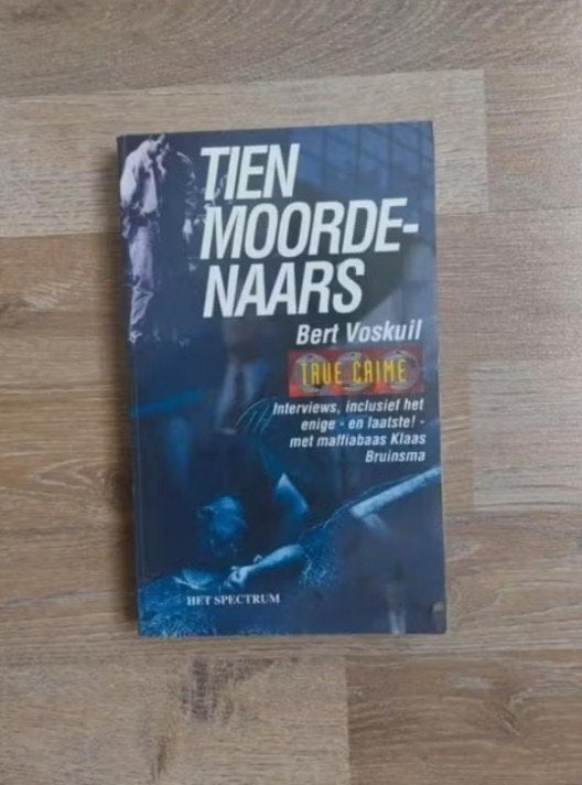 Tien moordenaars door Bert Voskuil, Boeken, Ophalen of Verzenden, Zo goed als nieuw, Bert Voskuil