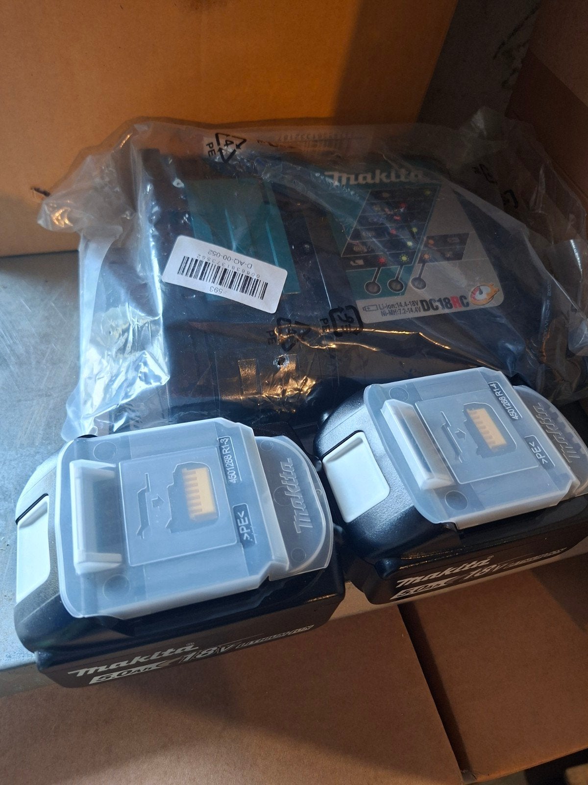 Makita 18V 2x5.0Ah Li-ion Accu's - Nieuw en origineel, Ophalen of Verzenden, Nieuw
