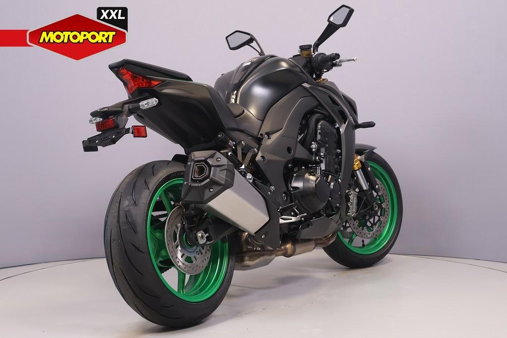 Kawasaki Z 1100 SE, Bedrijf, Naked bike