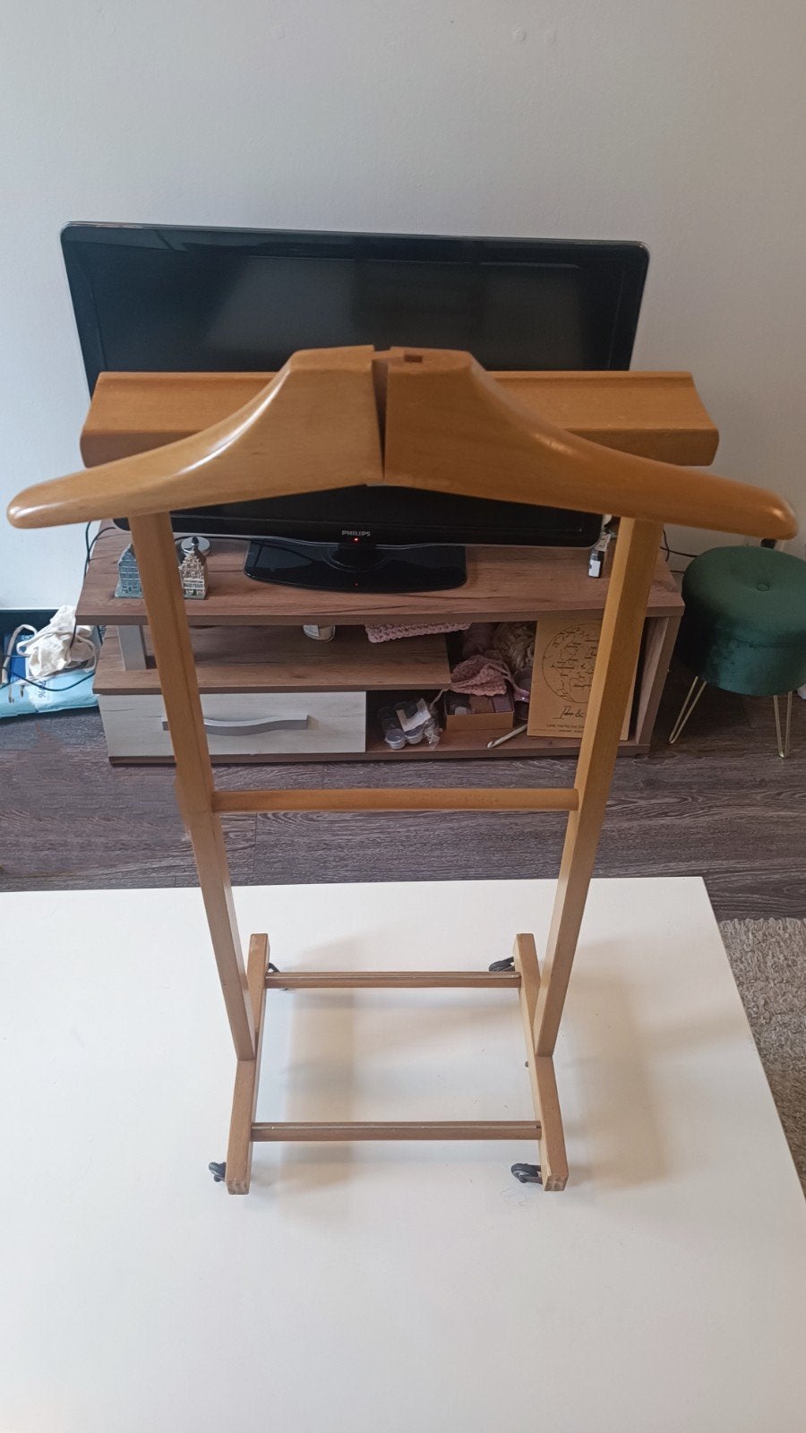 Vintage kledingrek / valet stand van hout, Kleding | Dames, Ophalen, Met wielen, Gebruikt