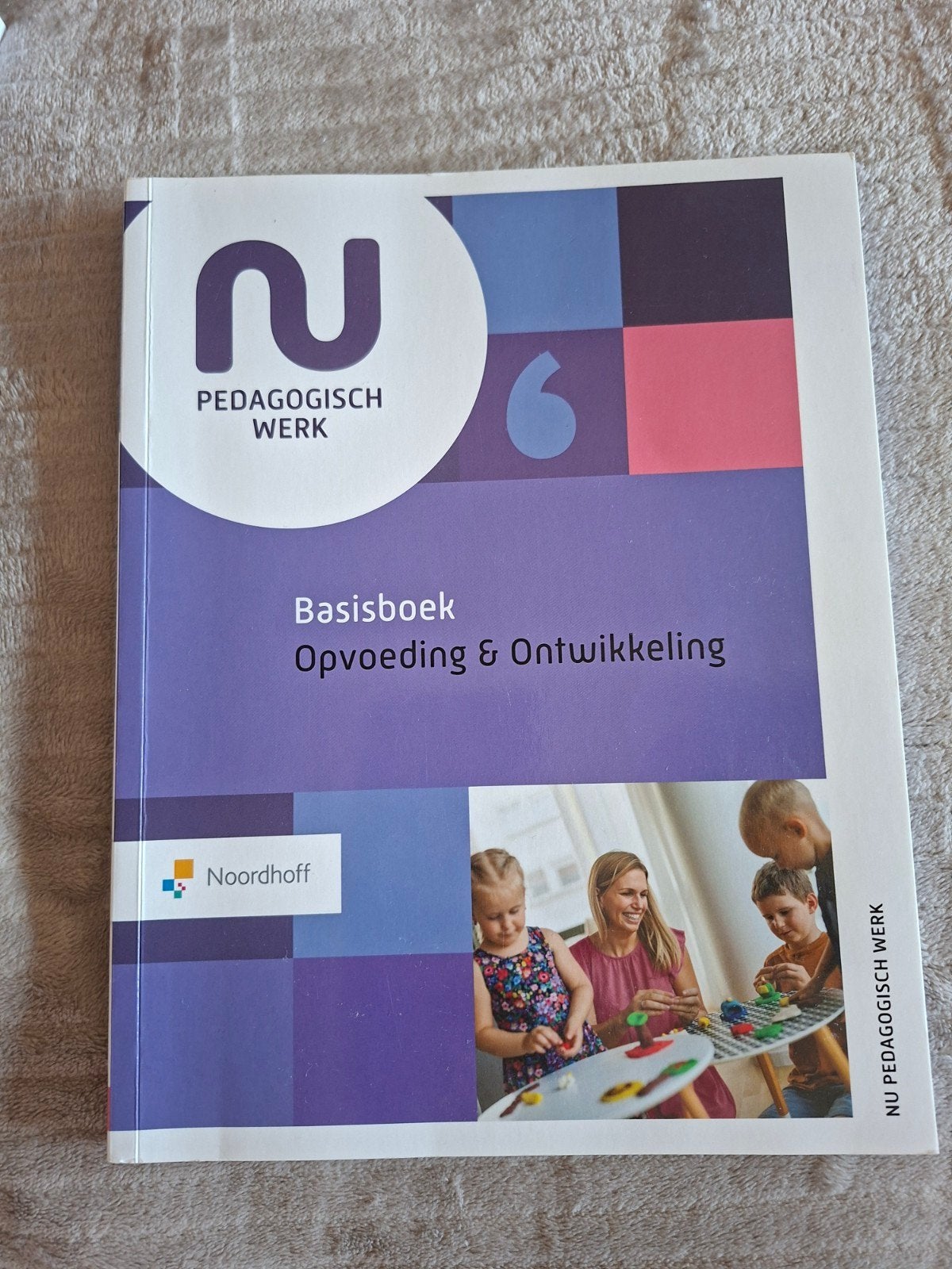 basisboek opvoeding en ontwikkeling, Boeken, Overige vakken, Verzenden, Nieuw, Noordhoff Uitgevers