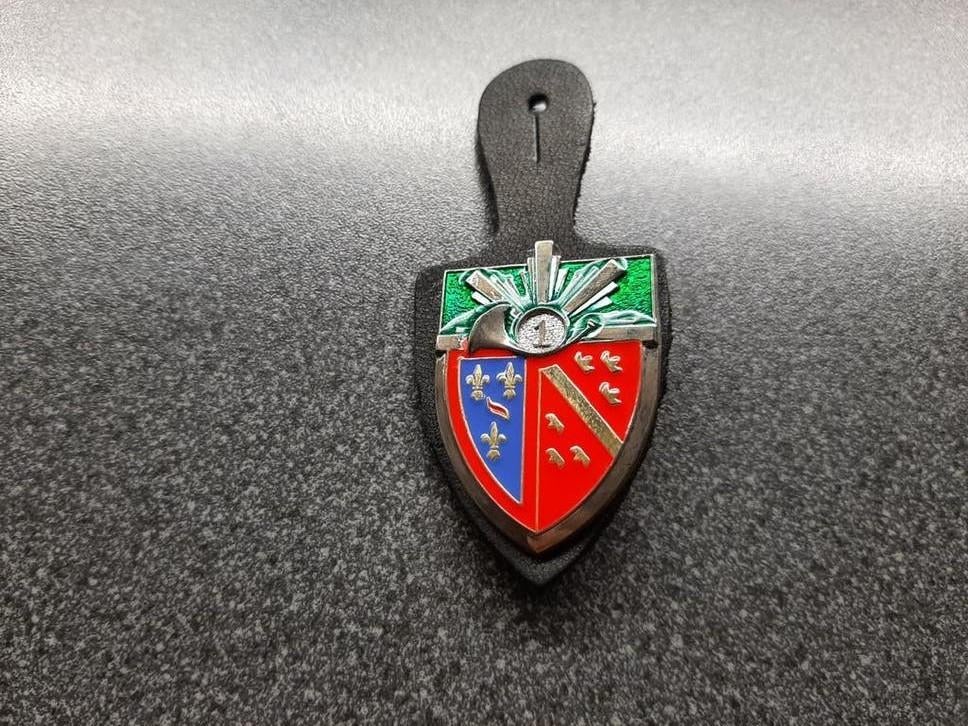 1e Regiment De Chasseurs  / Cavalry- borstzakhanger., Verzamelen, Ophalen of Verzenden, Landmacht, Nederland, Embleem of Badge