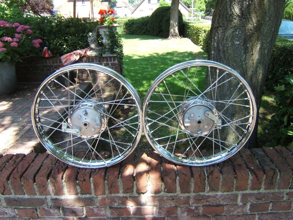 Set 17 inch x 1.50 wielen met Campagnolo 116 mm naven, Ophalen of Verzenden, Zo goed als nieuw, Overige typen