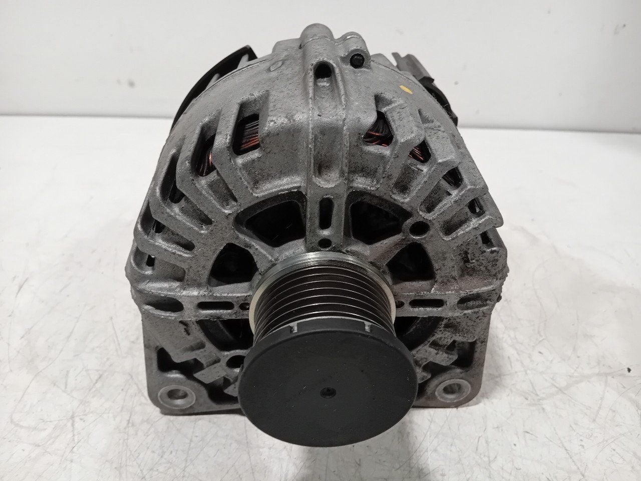 Dynamo Renault Master, Onderdelen@venauto.nl, Van der Ven Autorecycling B.V., Gebruikt, Ettenseweg 76, 4706 PB Roosendaal, The Netherlands