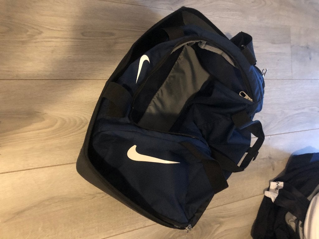 Sporttas te koop, Ophalen of Verzenden, Zo goed als nieuw, Unisex volwassen