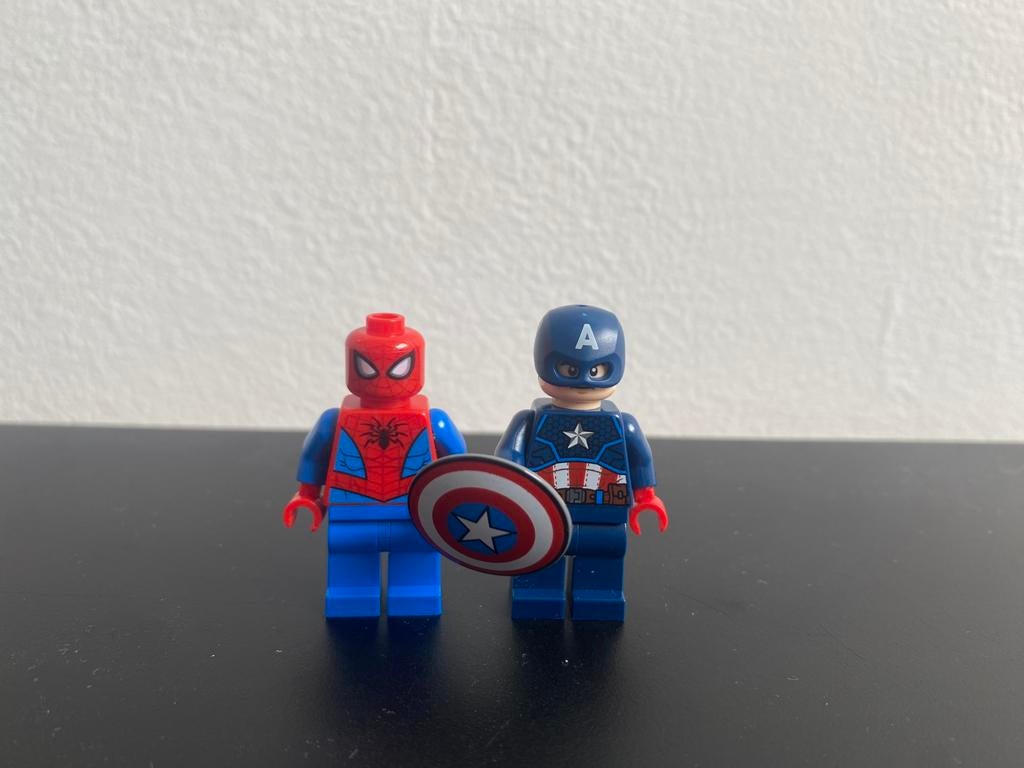 Lego marvel captain america, spiderman (top conditie), Ophalen, Zo goed als nieuw