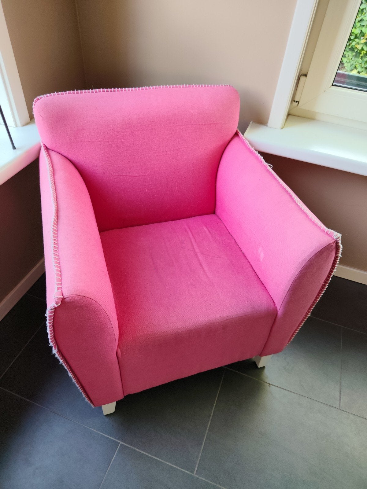 Roze kinder fauteuil - gratis af te halen, Huis en Inrichting, Fauteuils, Ophalen, Gebruikt, Minder dan 75 cm, Stof
