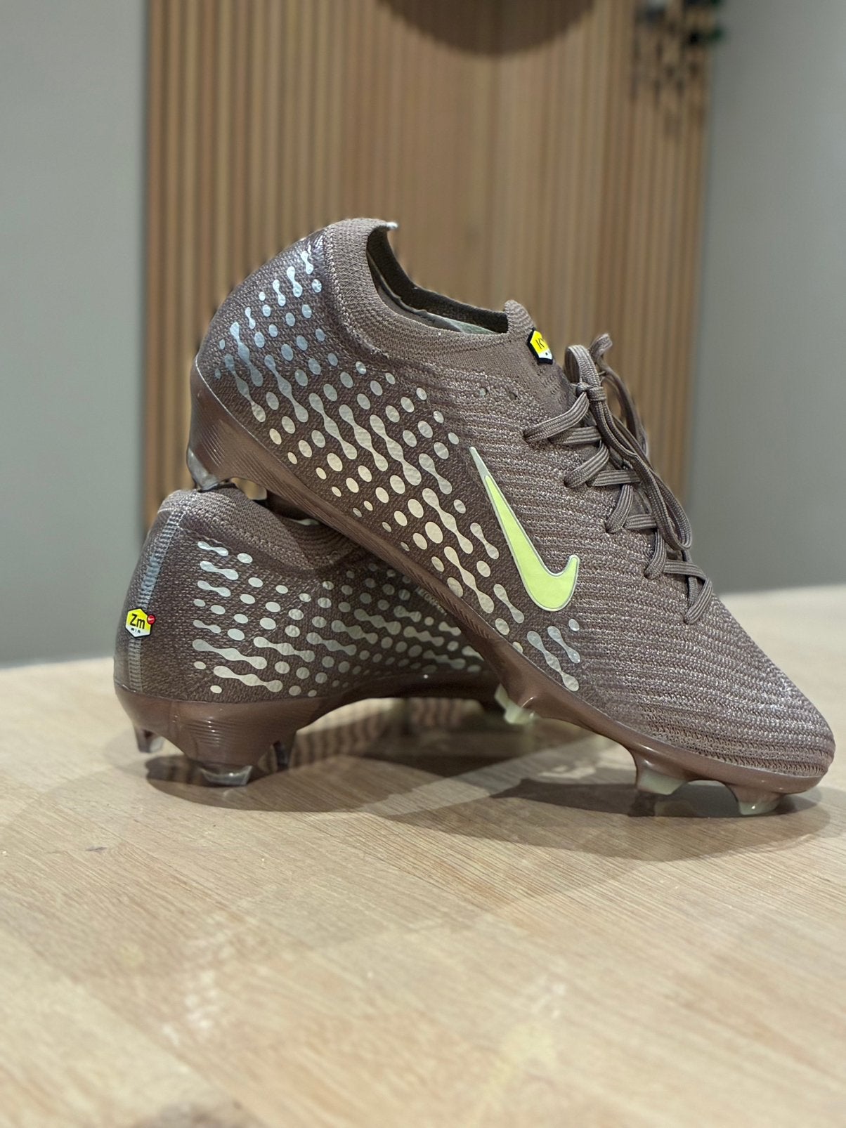 Nike air zoom mercurial vapor 16 elite FG mbappe 42, Sport en Fitness, Voetbal, Ophalen of Verzenden, Nieuw, Schoenen