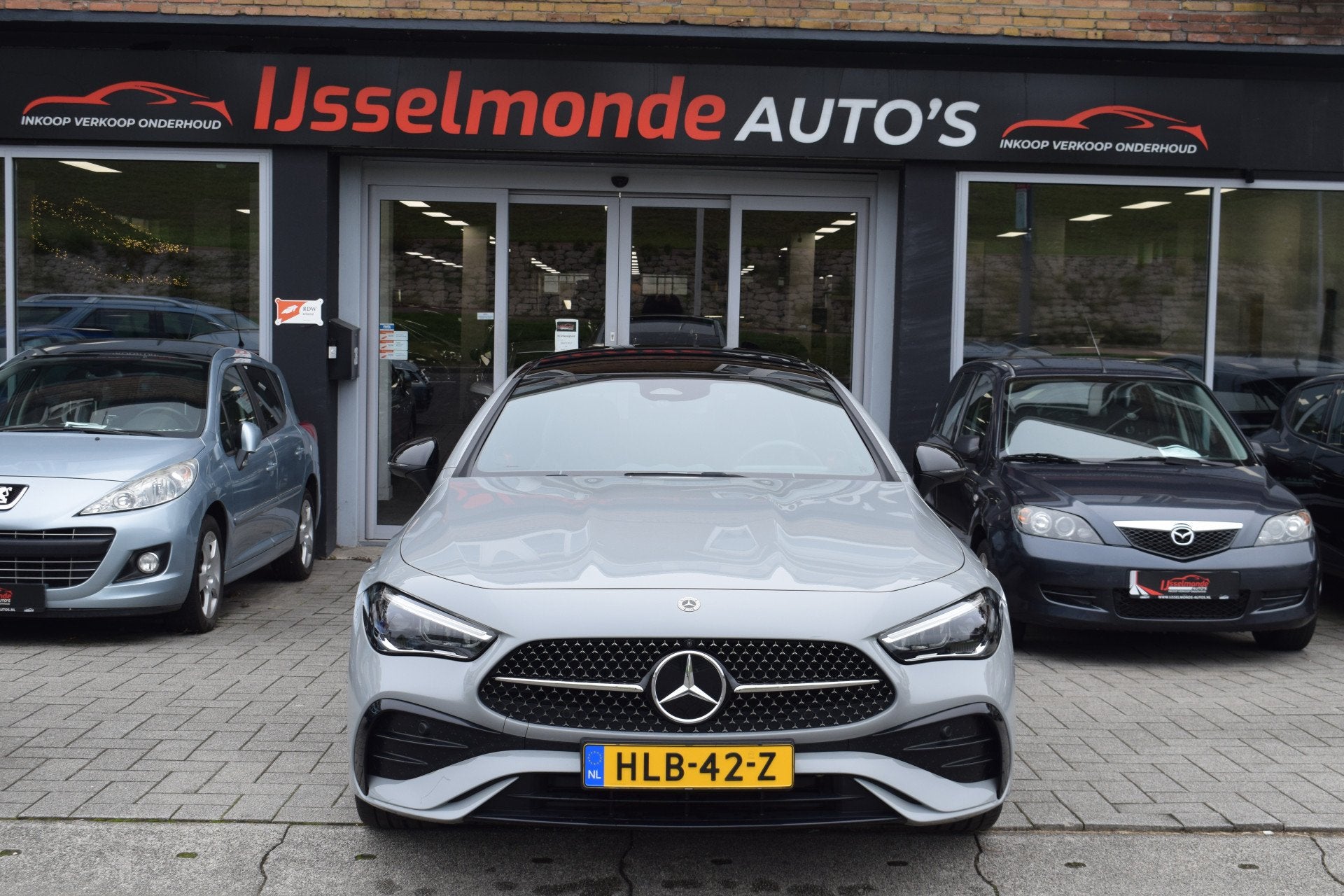 Mercedes-Benz CLE Coupé 200 AMG 360camera,standkachel,stuur, Auto's, Automaat, Dealer onderhouden, Achterwielaandrijving, 4 cilinders