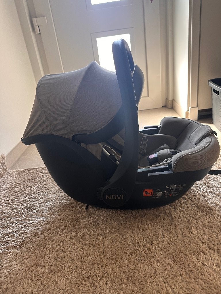 Novi baby maxi-cosi incl isofix, Afneembare rugleuning, Zo goed als nieuw, Isofix, 0 t/m 13 kg