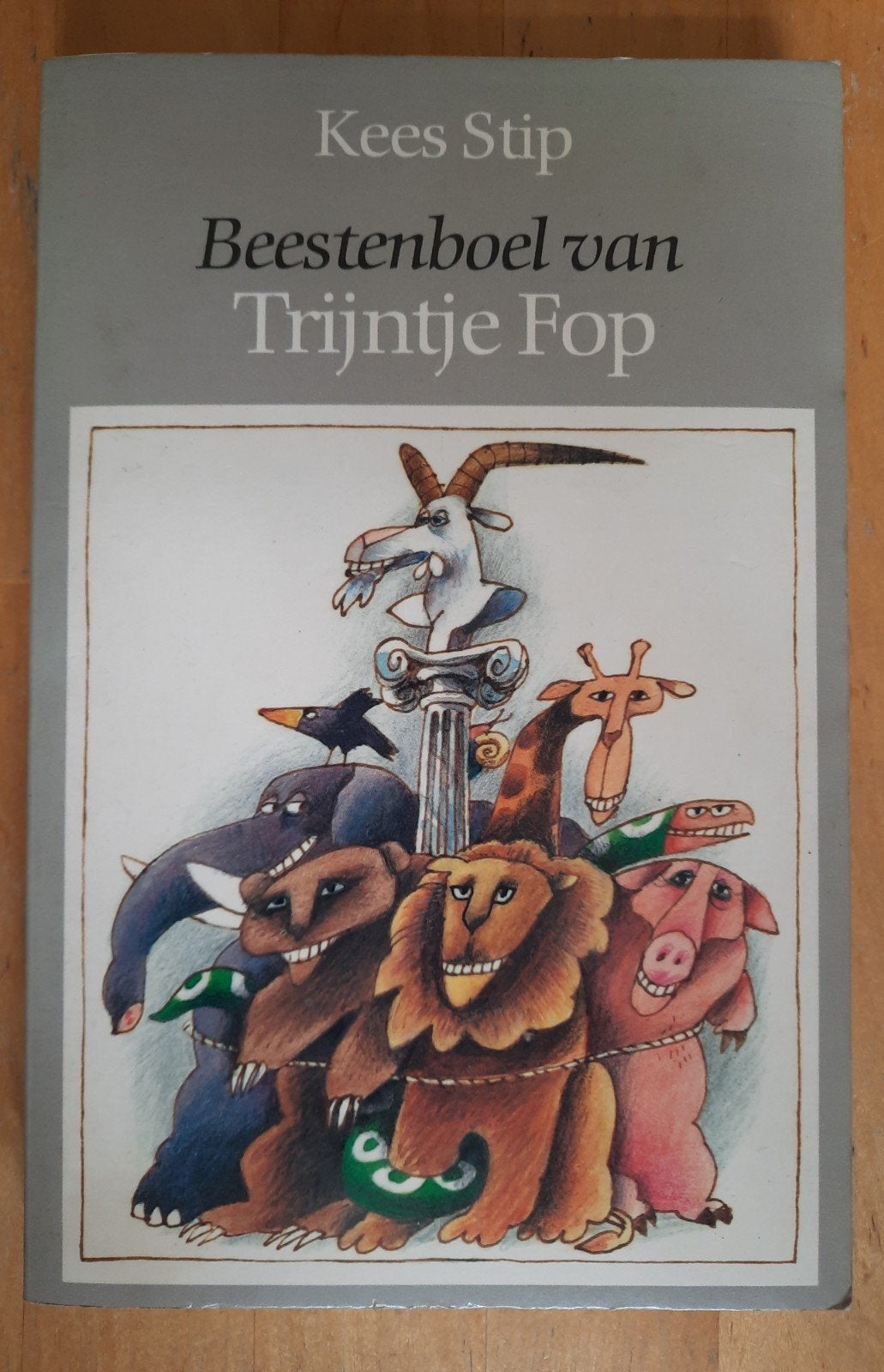 Beestenboel van Trijntje Fop - Kees Stip, Ophalen of Verzenden, Zo goed als nieuw, Kees Stip