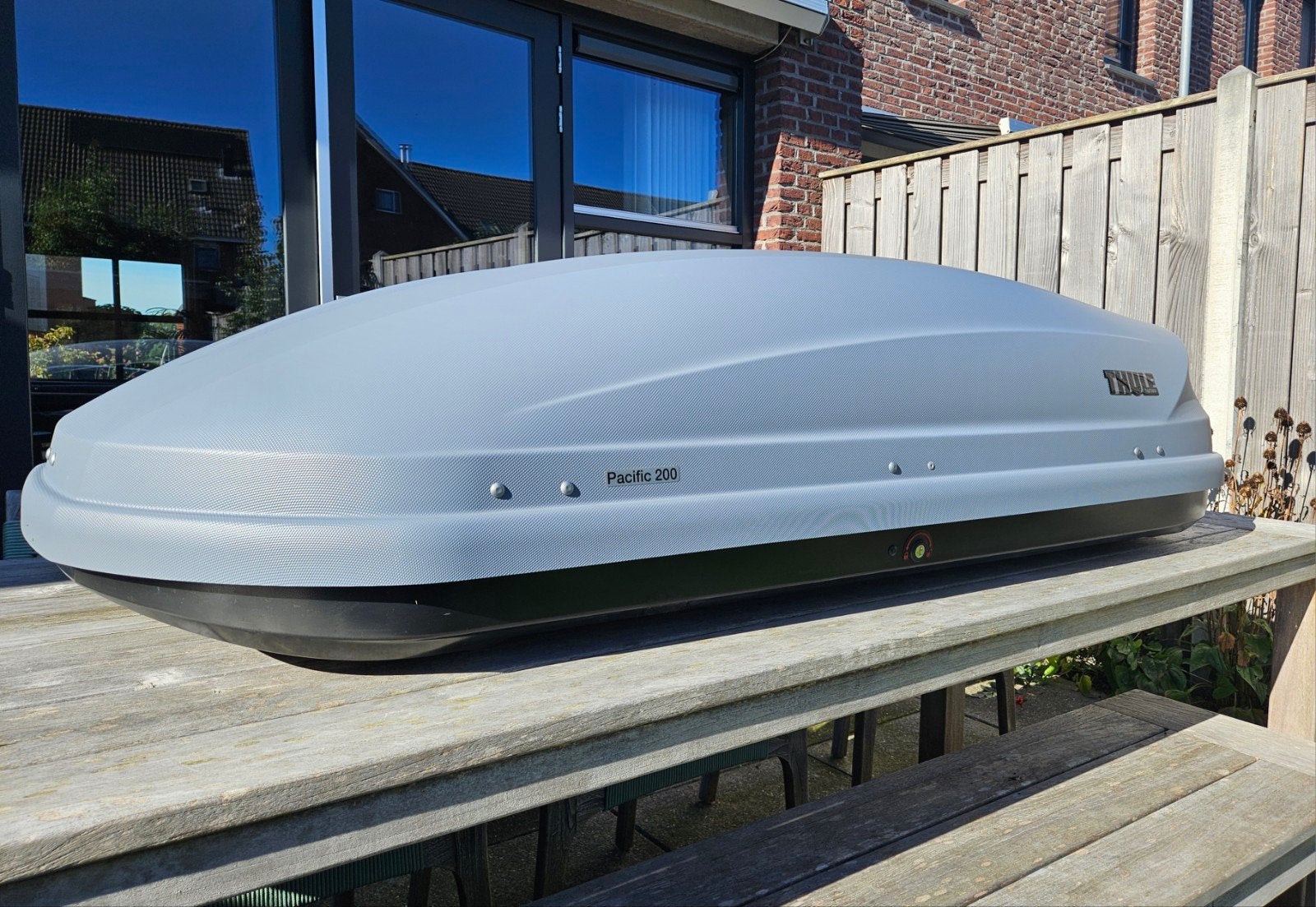 Thule Pacific 200 Dakkoffer, Ophalen, Gebruikt