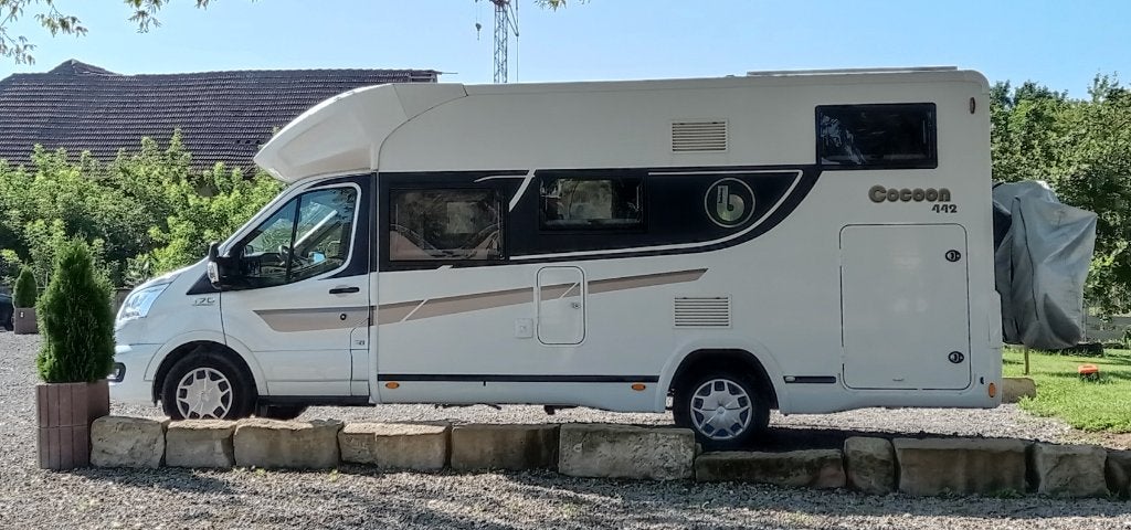 Benimar Tessoro 442, 5-Pers, 25k km, Ford 170 PK, Topstaat, Chemisch toilet, Luifel, Ford, 6 tot 7 meter