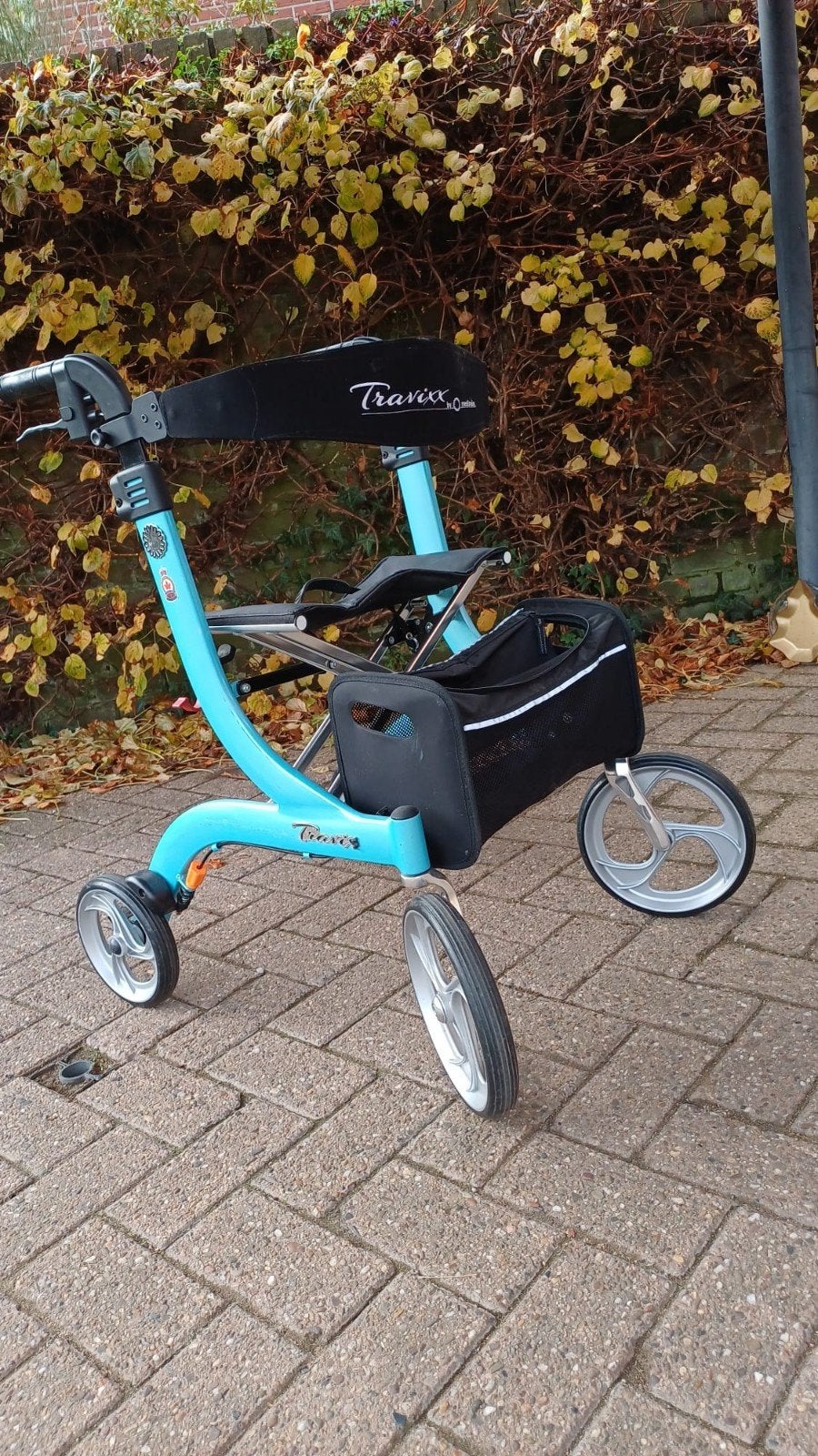 Blauwe rollator, Diversen, Ophalen