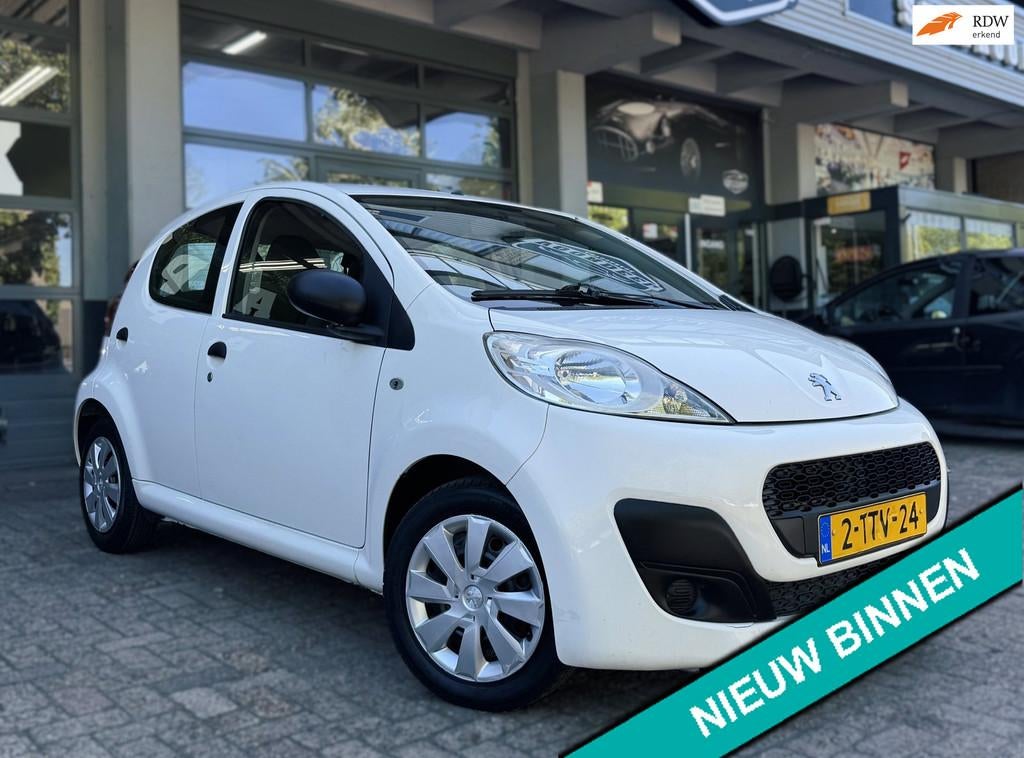 Peugeot 107 1.0 Access Accent | AIRCO | NAP | APK., Voorwielaandrijving, Euro 5, Gebruikt, 4 stoelen