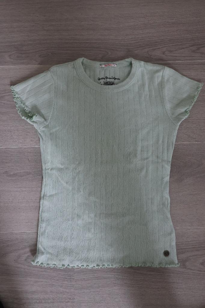 Als nieuw America Today shirt licht groen 140, Kinderen en Baby's, Kinderkleding | Maat 140, America Today, Meisje, Ophalen of Verzenden