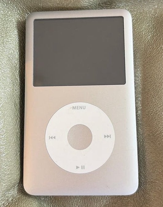 ORIGINELE Ipod CLASSIC 160 GB 2009 (evt. + speaker dock), Audio, Tv en Foto, Mp3-spelers | Apple iPod, Ophalen, 40 GB en meer