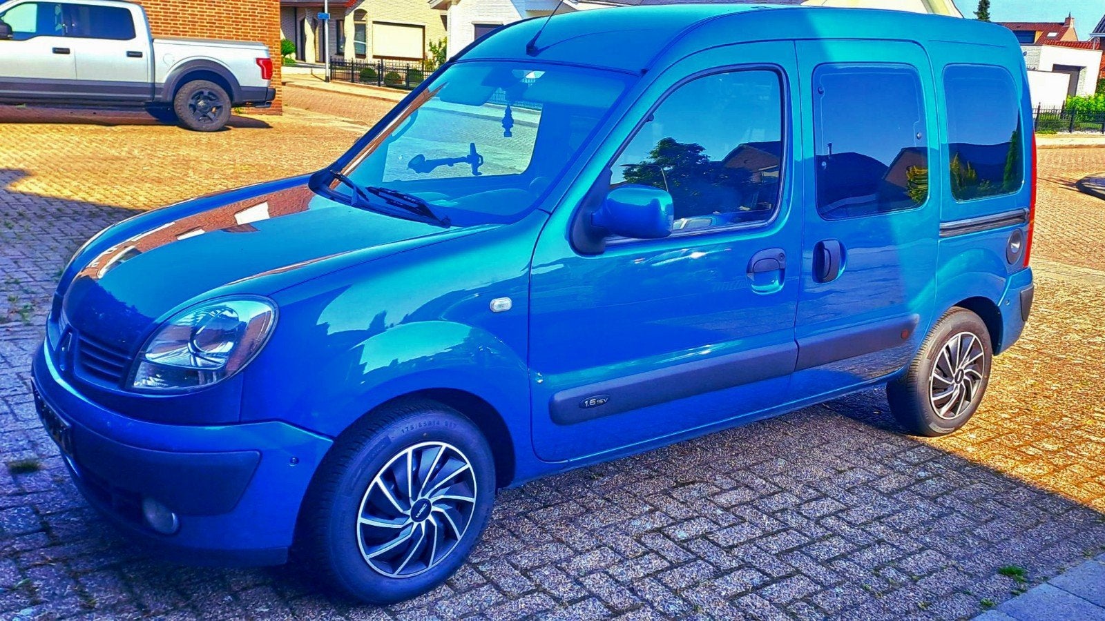 Renault Kangoo 1.6 16V - 5 persoons - apk 2027 AIRCO, Euro 5, Stof, 1750 kg, 4 cilinders