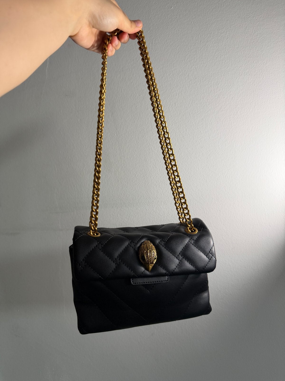 Kurt Geiger Kensington Tas Zwart Goud, Ophalen of Verzenden, Zo goed als nieuw, Zwart, Schoudertasje