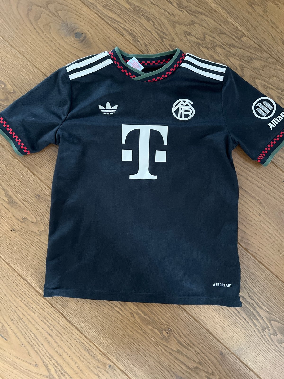 Adidas FC Bayern München Thuisshirt - Maat 152 (11-12 jaar), Ophalen of Verzenden, Zo goed als nieuw, Jongen of Meisje