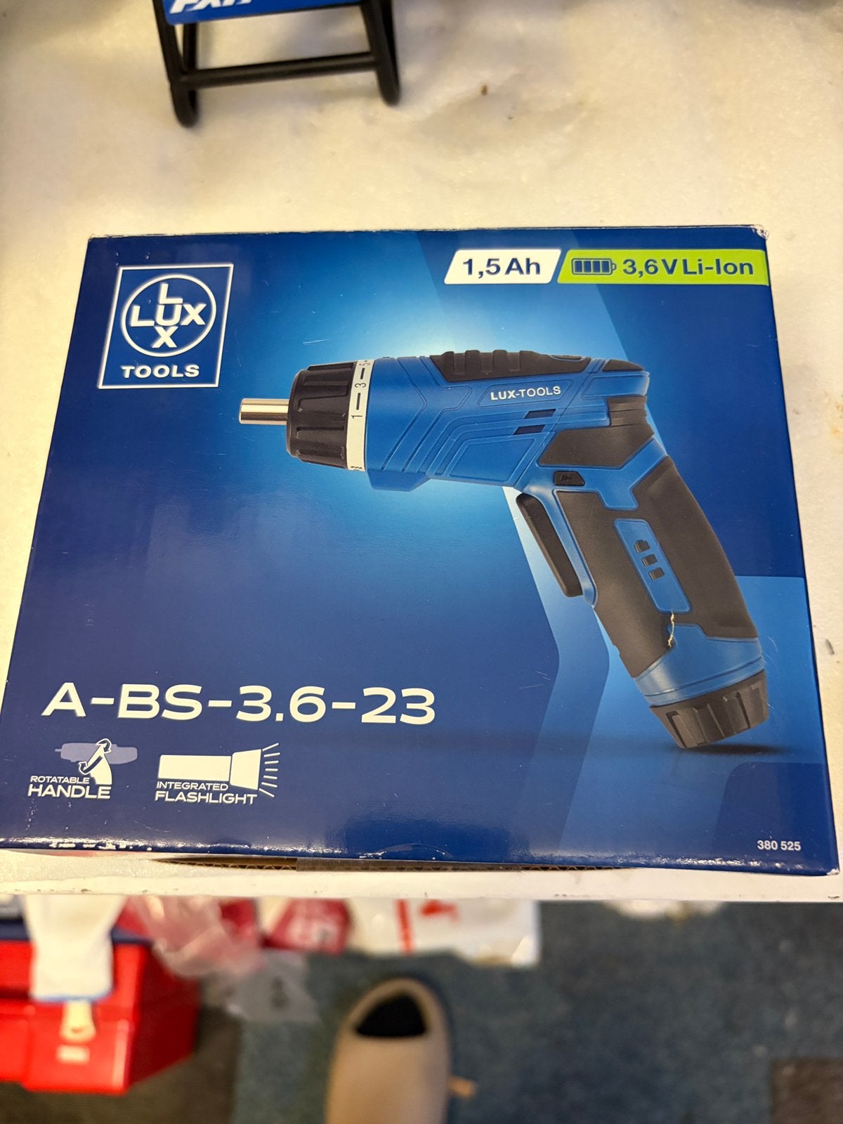 Kleine accu schroefmachine, Doe-het-zelf en Verbouw, Gereedschap | Boormachines, Ophalen of Verzenden, Zo goed als nieuw, Boor- en Schroefmachine