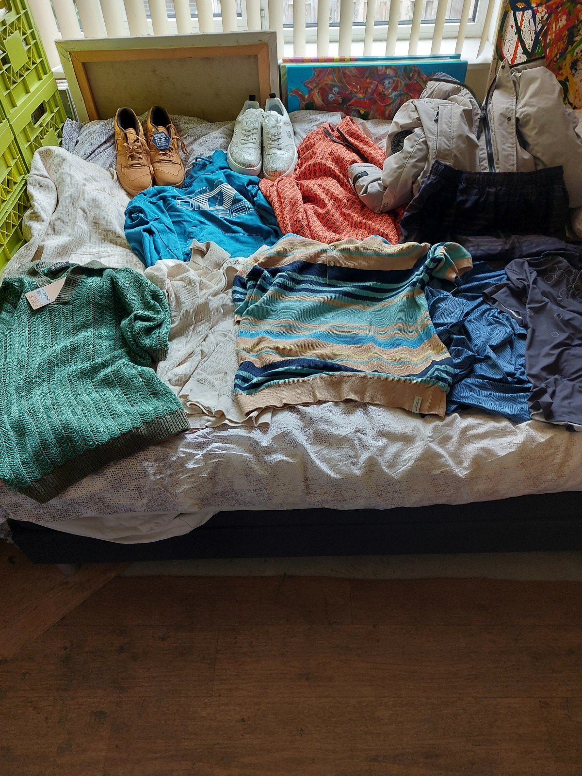 Bundel kleding en schoenen, nieuw of bijna niet gedragen. xl, Ophalen, Zo goed als nieuw