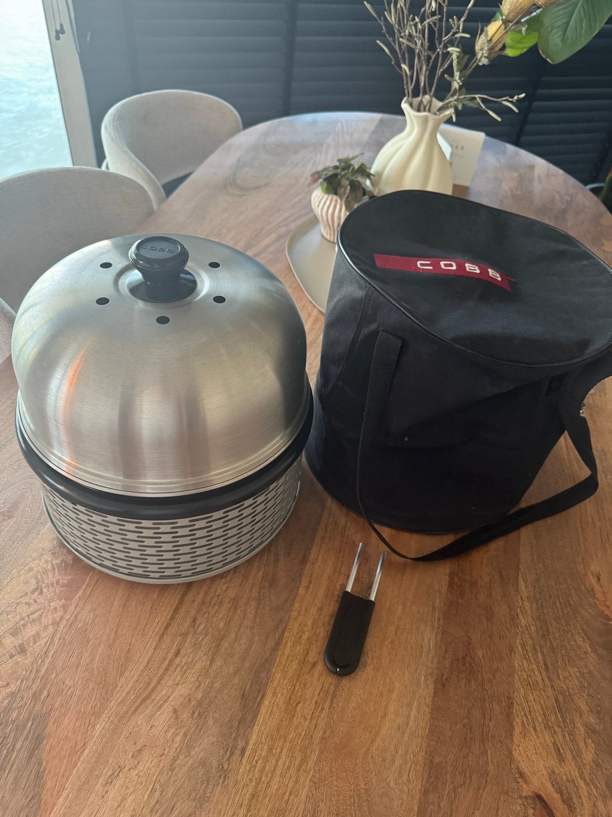 ZGAN COBB pro bbq inclusief opbergtas en houtskool, Tuin en Terras, Houtskoolbarbecues, Ophalen of Verzenden, Zo goed als nieuw
