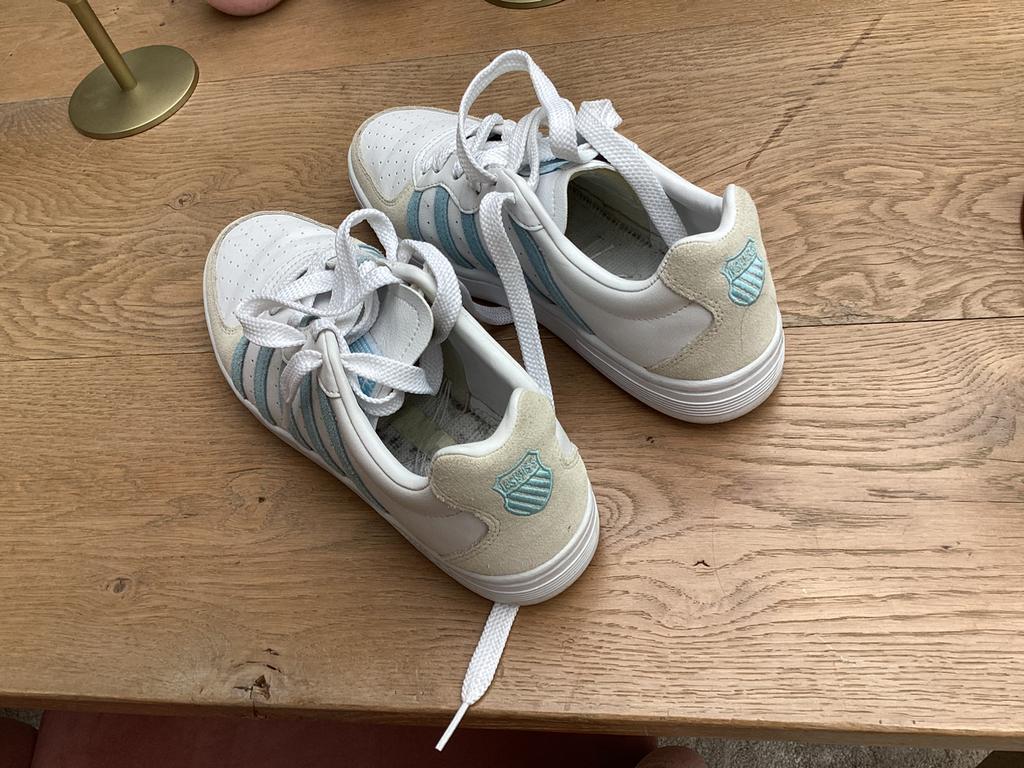 Sneakers, Kleding | Heren, Schoenen, Ophalen of Verzenden, Zo goed als nieuw, Wit