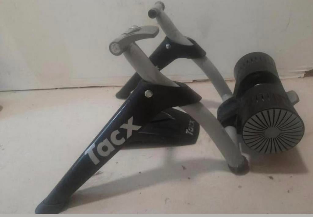 Tacx Bushido fietstrainer, Sport en Fitness, Wielrennen, Ophalen, Zo goed als nieuw, Overige typen