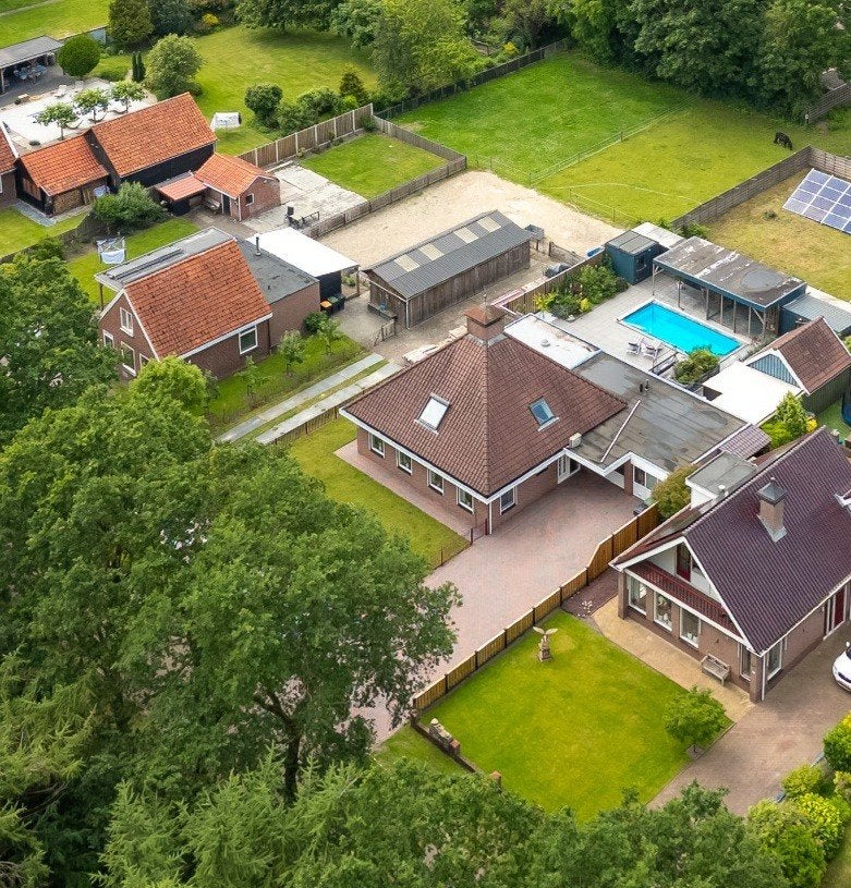 Vrijstaand huis 193m2 naast het bos met eigen zwembad, airco, Huizen en Kamers, 1000 tot 1500 m², 5 kamers, Vrijstaande woning