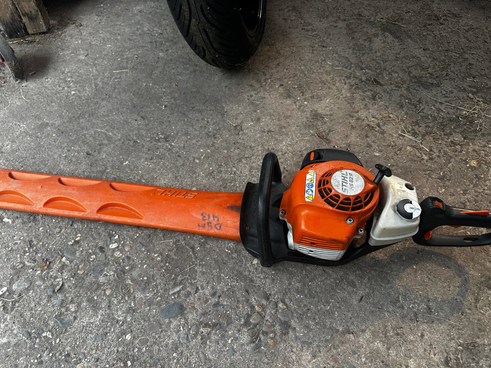 Stihl Heggenschaar HS 82 R - Zeer goed onderhouden, Tuin en Terras, Ophalen, Gebruikt, Benzine