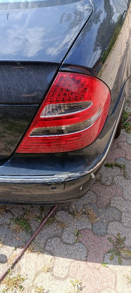 gezocht: lampenhouder rechtsachter MB W211 2004, Verzenden, Gebruikt, Mercedes-Benz