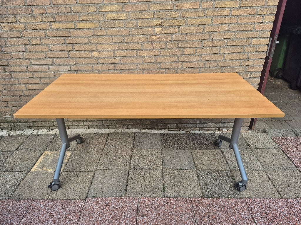 Opklapbaar bureau op wielen – houtlook, Overige typen, 160 cm, Zo goed als nieuw, Overige merken