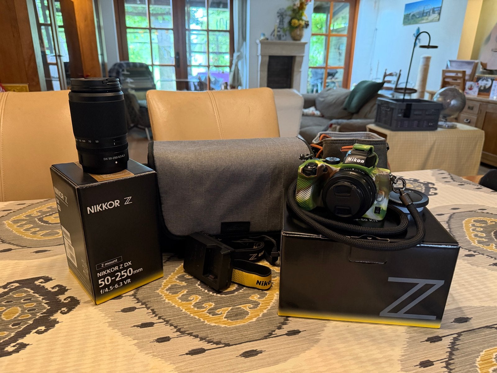Nikon Z50 systeemcamera + 2 lenzen, tas & extra's, Audio, Tv en Foto, Fotocamera's Digitaal, Ophalen, Zo goed als nieuw, Nikon