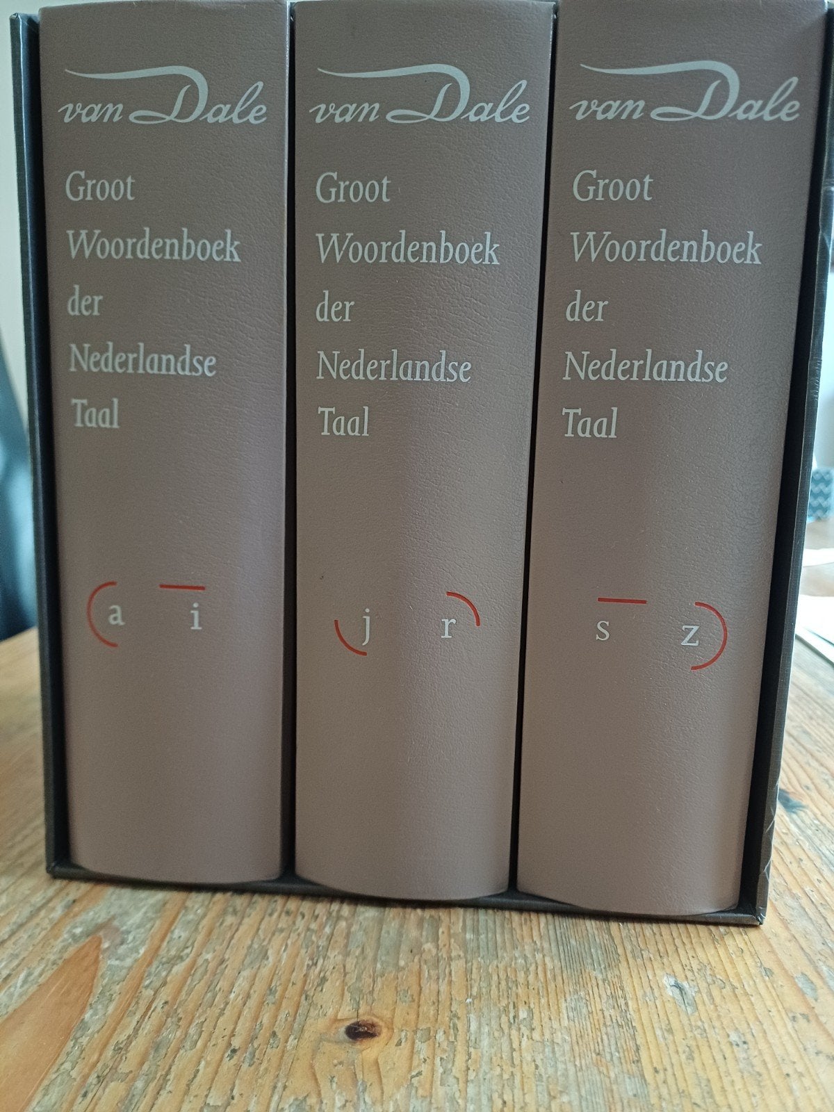 van Dale, Ophalen, Zo goed als nieuw, Van Dale, Nederlands