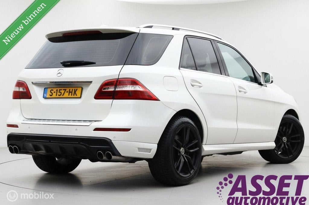 Mercedes ML500 V8 AMG | panoramadak | 360-camera | trekhaak, Euro 5, Gebruikt, 8 cilinders, 138 €/maand