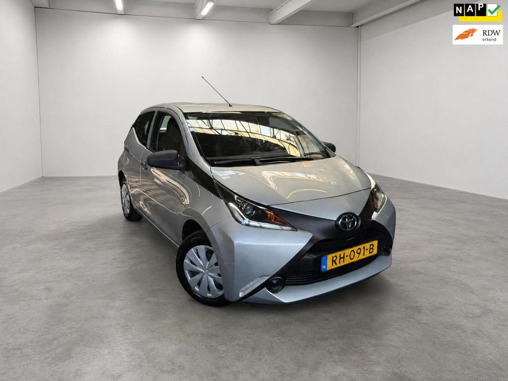 Toyota Aygo 1.0 VVT-i x-fun|AIRCO|CRUISE CONTROL|5DRS|LED|2E, Voorwielaandrijving, Stof, Gebruikt, Origineel Nederlands