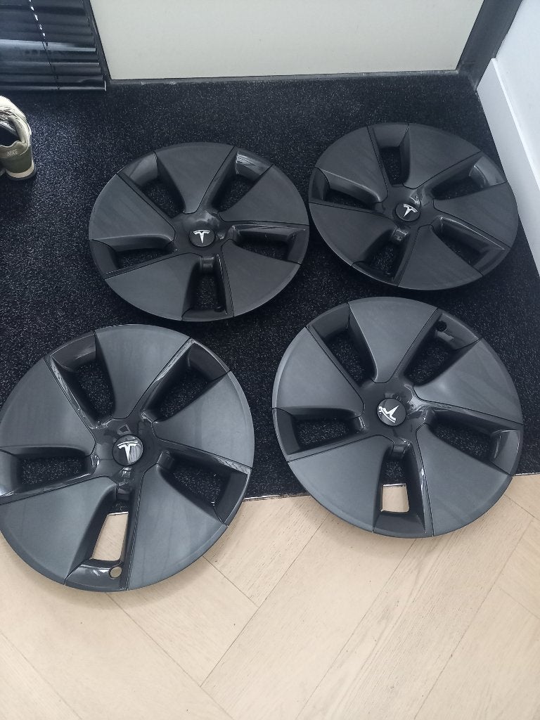 Tesla model 3 wieldoppen origineel zwart 18 inch velgen 4x, Auto diversen, Wieldoppen, Ophalen, Gebruikt