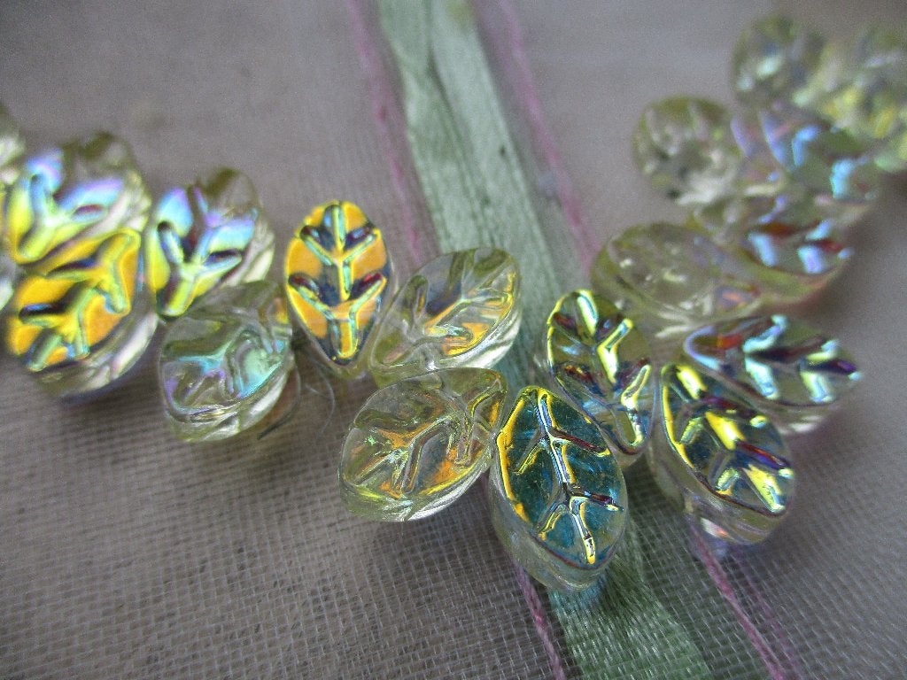 348/ gele ab tsjechische crystal blaadjes hangers, Ophalen of Verzenden, Nieuw, Hanger