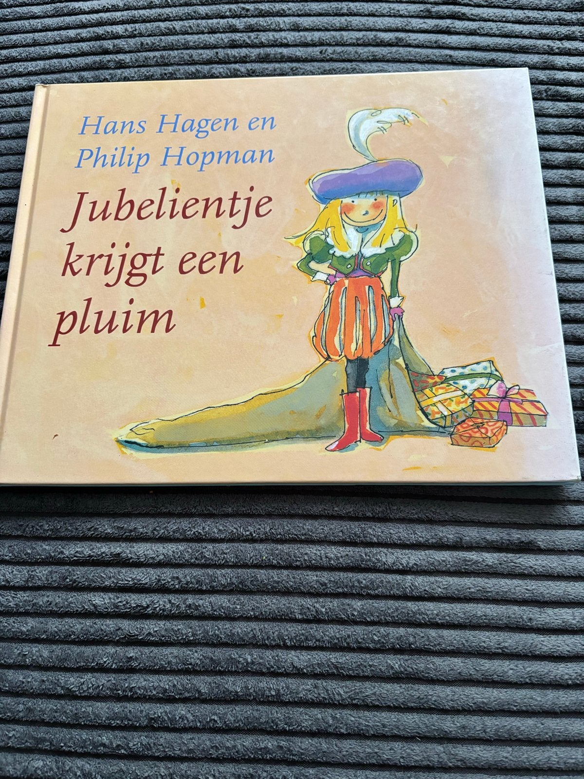 Jubelientje krijgt een pluim - Hans Hagen & Philip Hopman, Ophalen of Verzenden, Zo goed als nieuw, Fictie algemeen